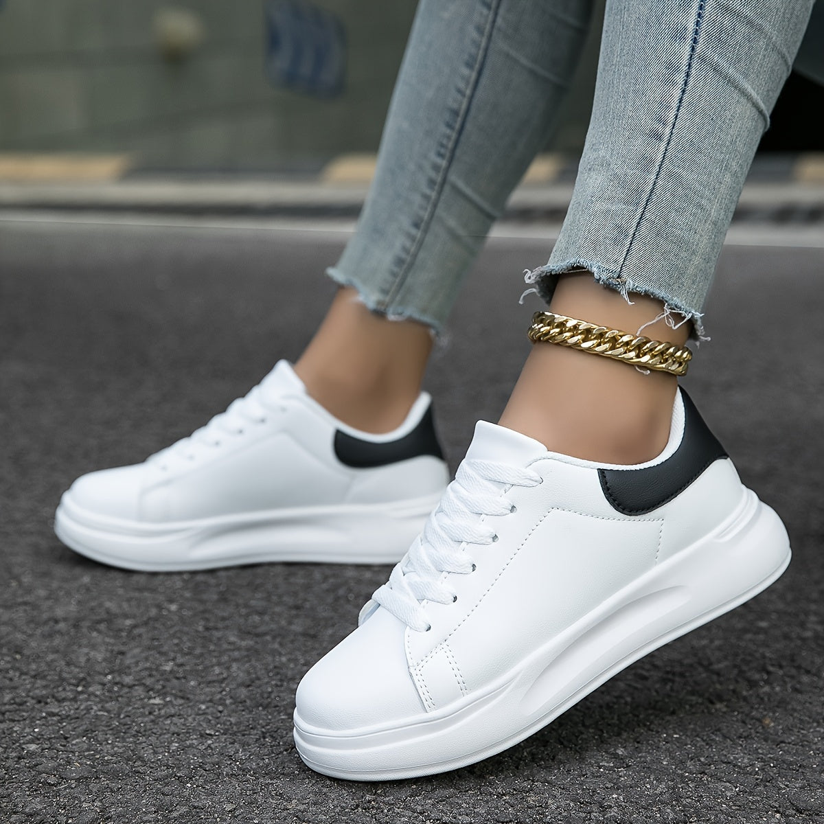 Melrose - Lightweight and Comfortable Women's Orthopedic Sneakers in White