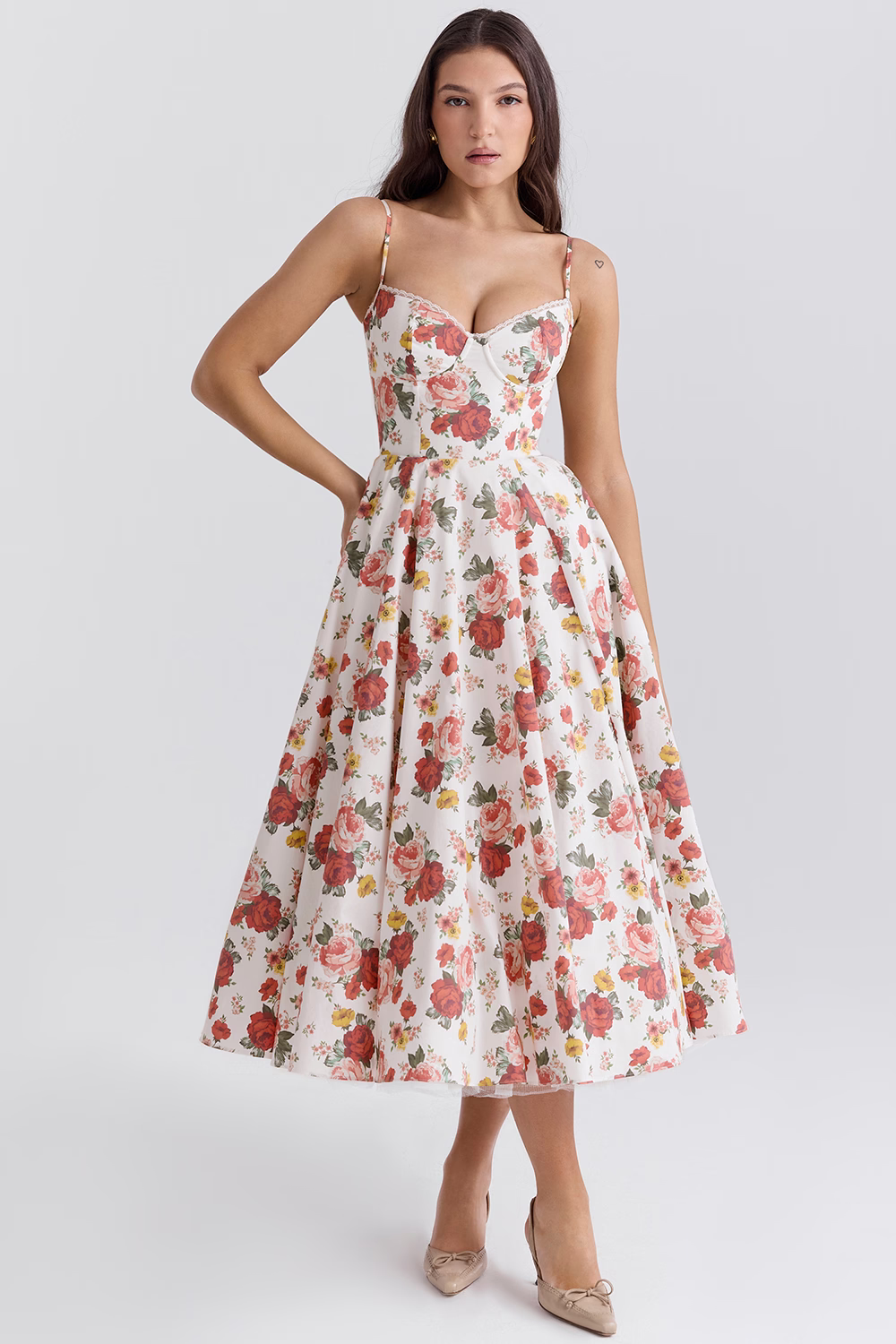 Devika - Elegant Slimming Dress with Flowing Style for Women