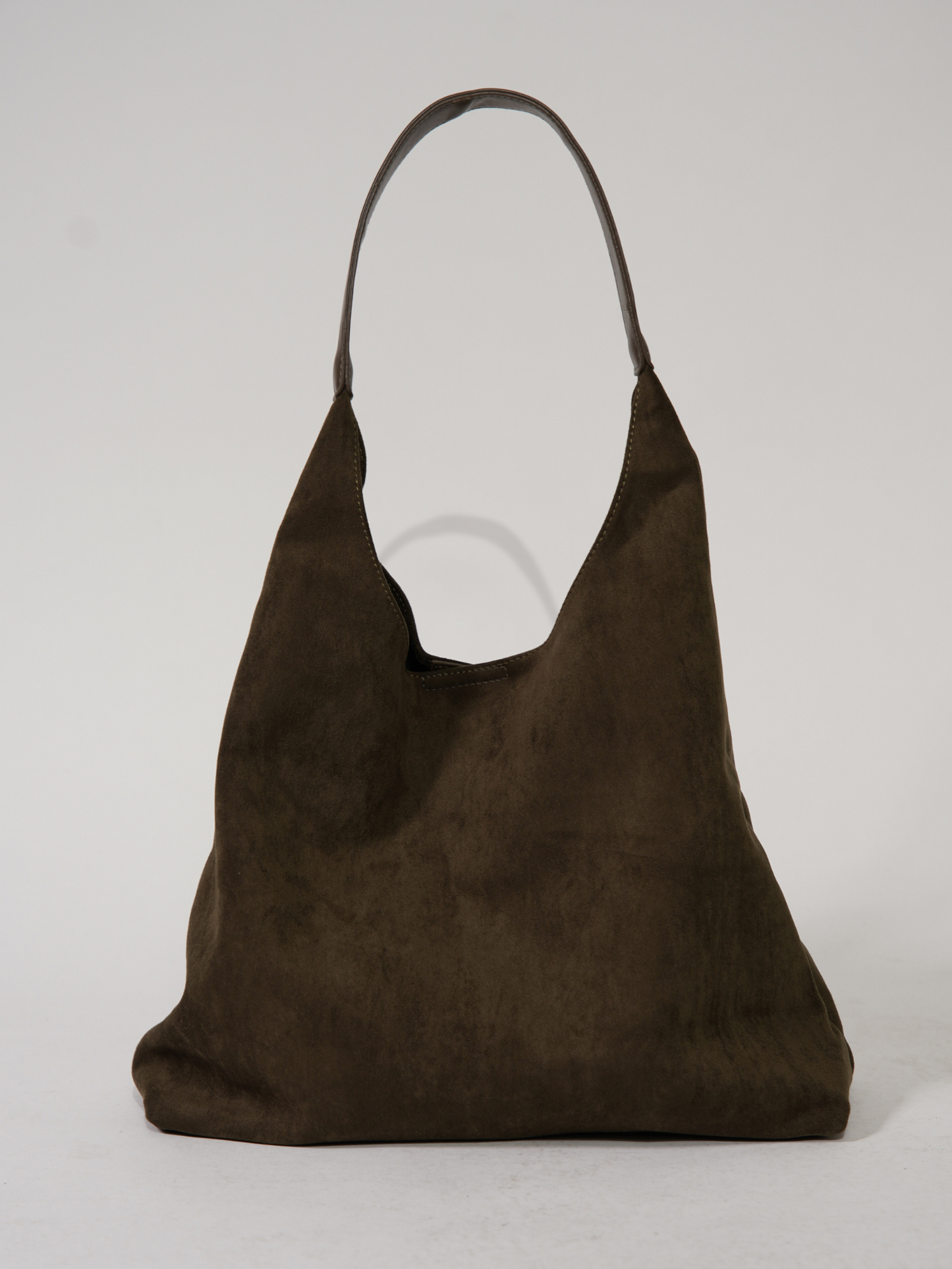 Livi - Stylish Daily Leather Tote for Effortless Elegance and Utility
