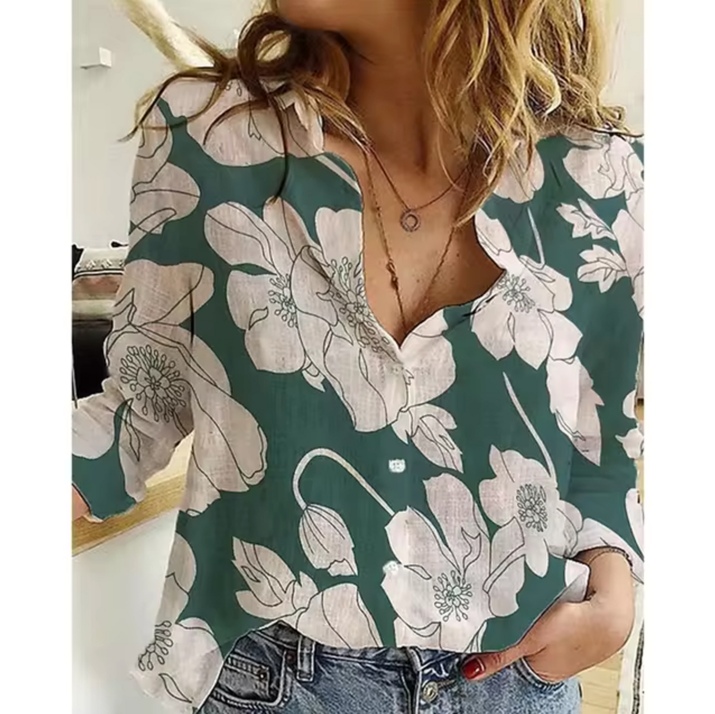 Bonnie - Lightweight Floral Print Blouse with Long Sleeves