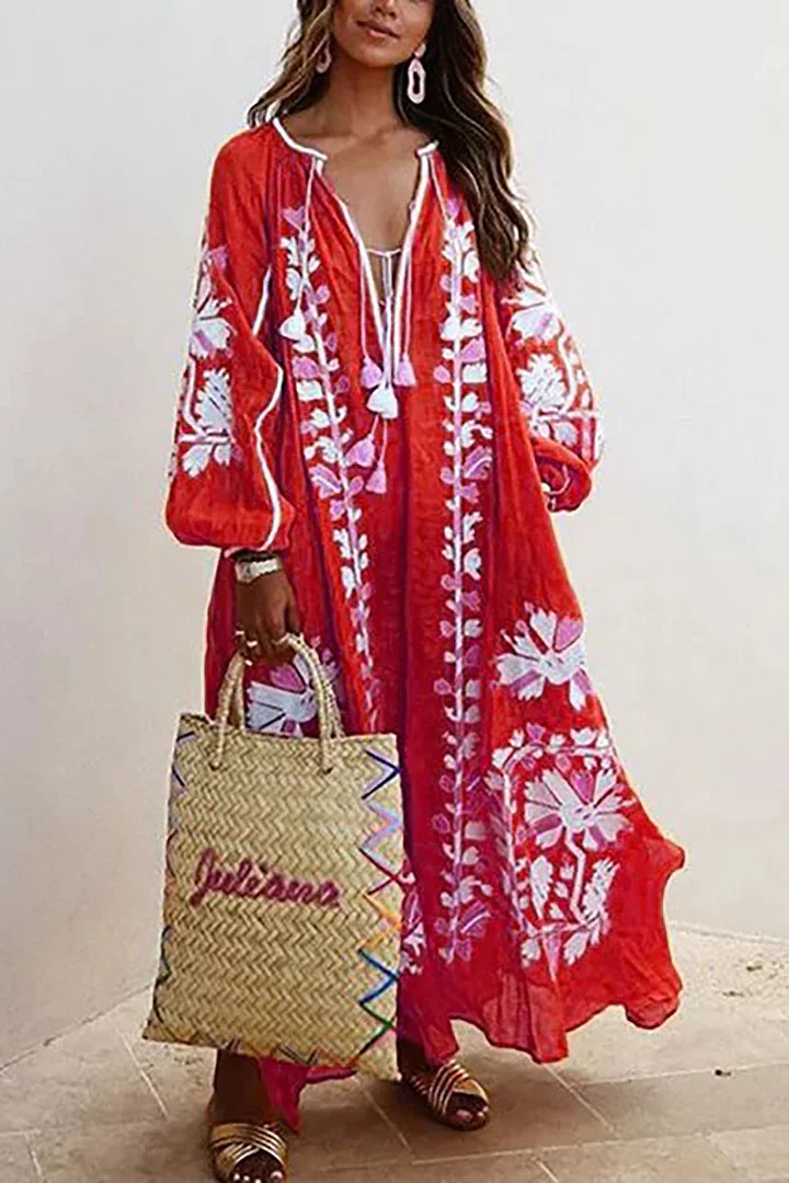 Danella - Enchanting Long Bohemian-Style Dress with Floral Print