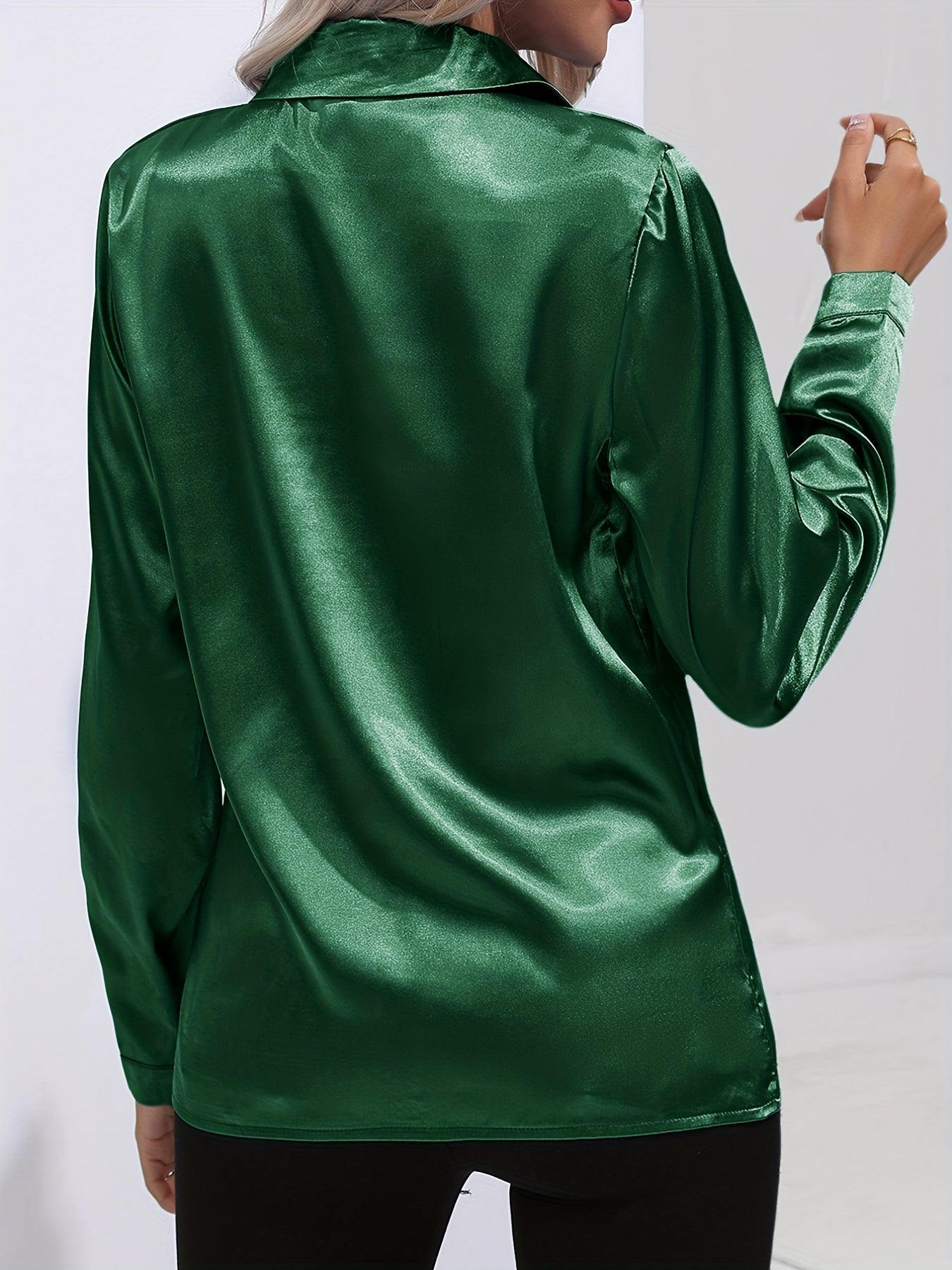Dora - Elegant Women's Blouse in Luxurious Satin Finish