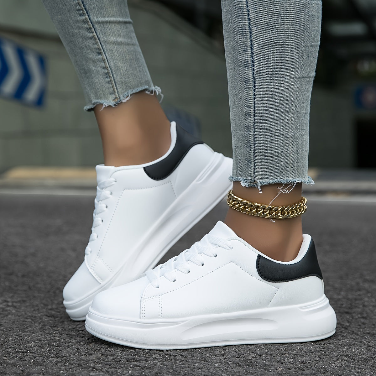Melrose - Lightweight and Comfortable Women's Orthopedic Sneakers in White