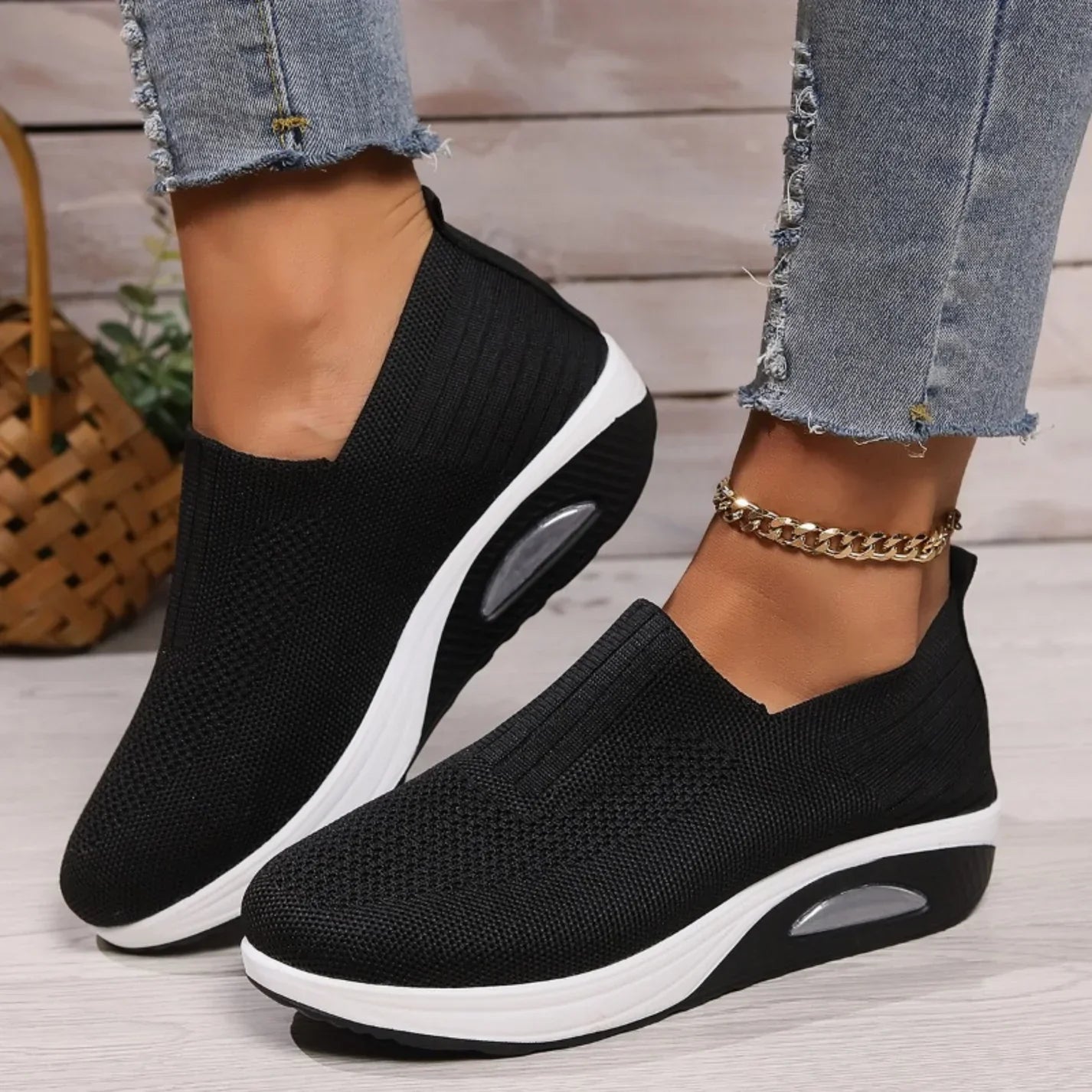 Anya - Innovative Orthopedic Sneakers for Pain Relief and Comfort