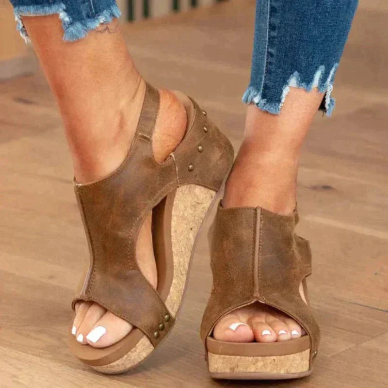 Meredith - Stylish Orthopedic Leather Sandals with Extra Support and Comfort