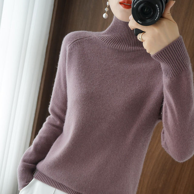 Justine - Elegant Women's Turtleneck Sweater for All Occasions