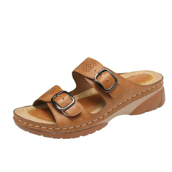Calla - Stylish Open-Toe Platform Sandals with Adjustable Buckle Straps
