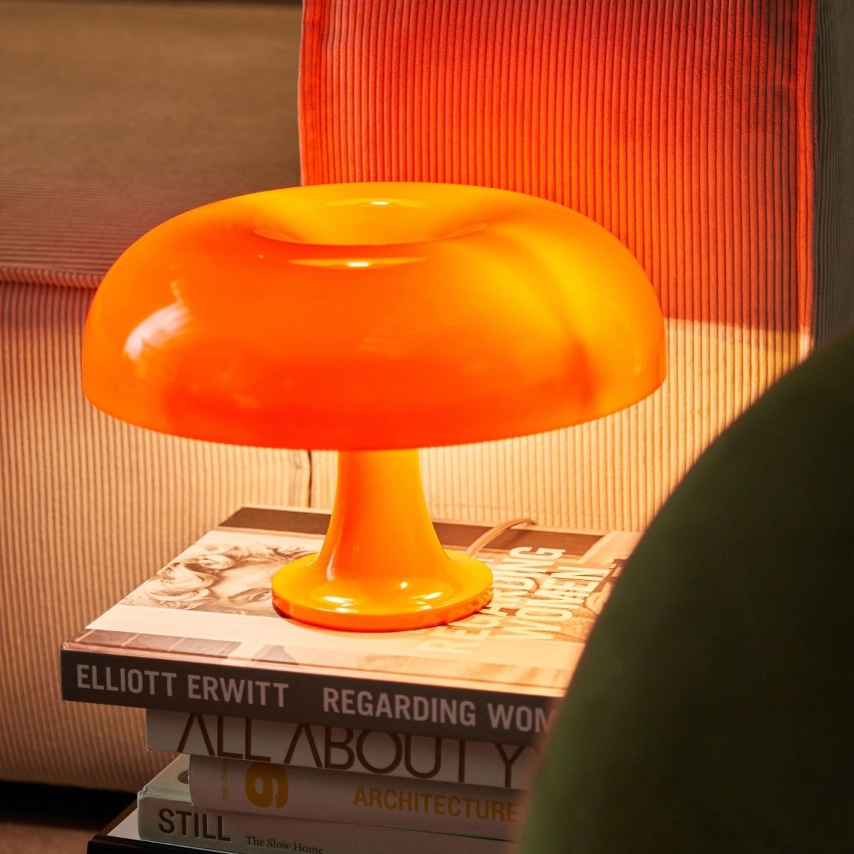 Radiancea - Retro Mushroom Lamp with Timeless Italian Design