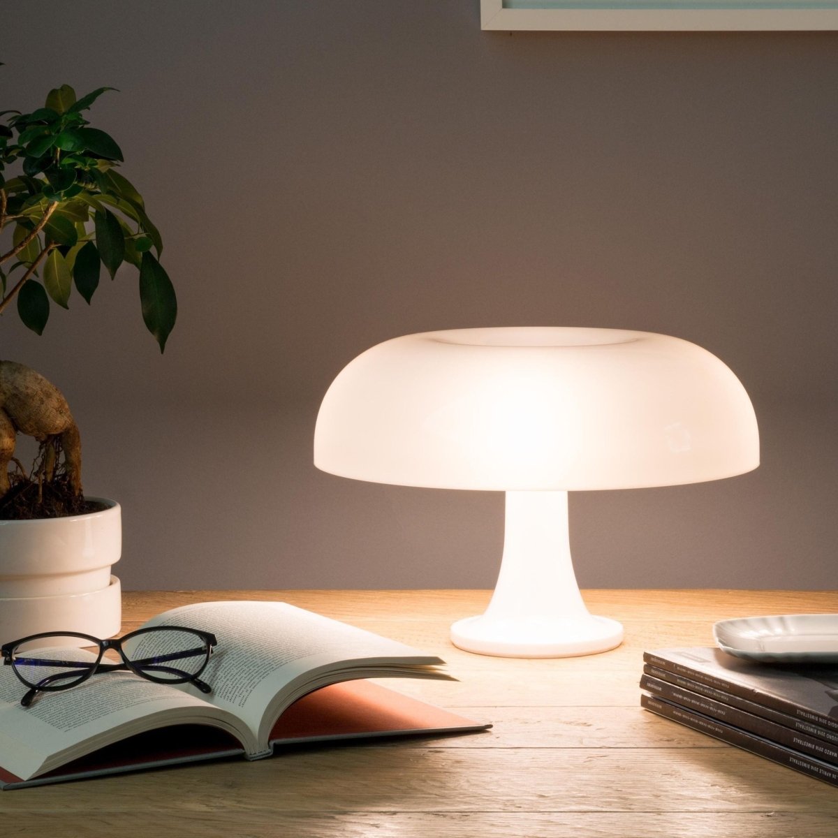 Radiancea - Retro Mushroom Lamp with Timeless Italian Design
