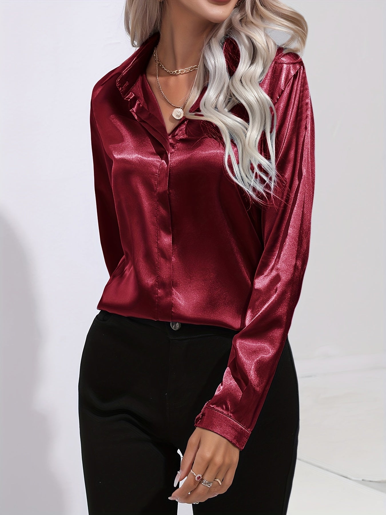 Dora - Elegant Women's Blouse in Luxurious Satin Finish