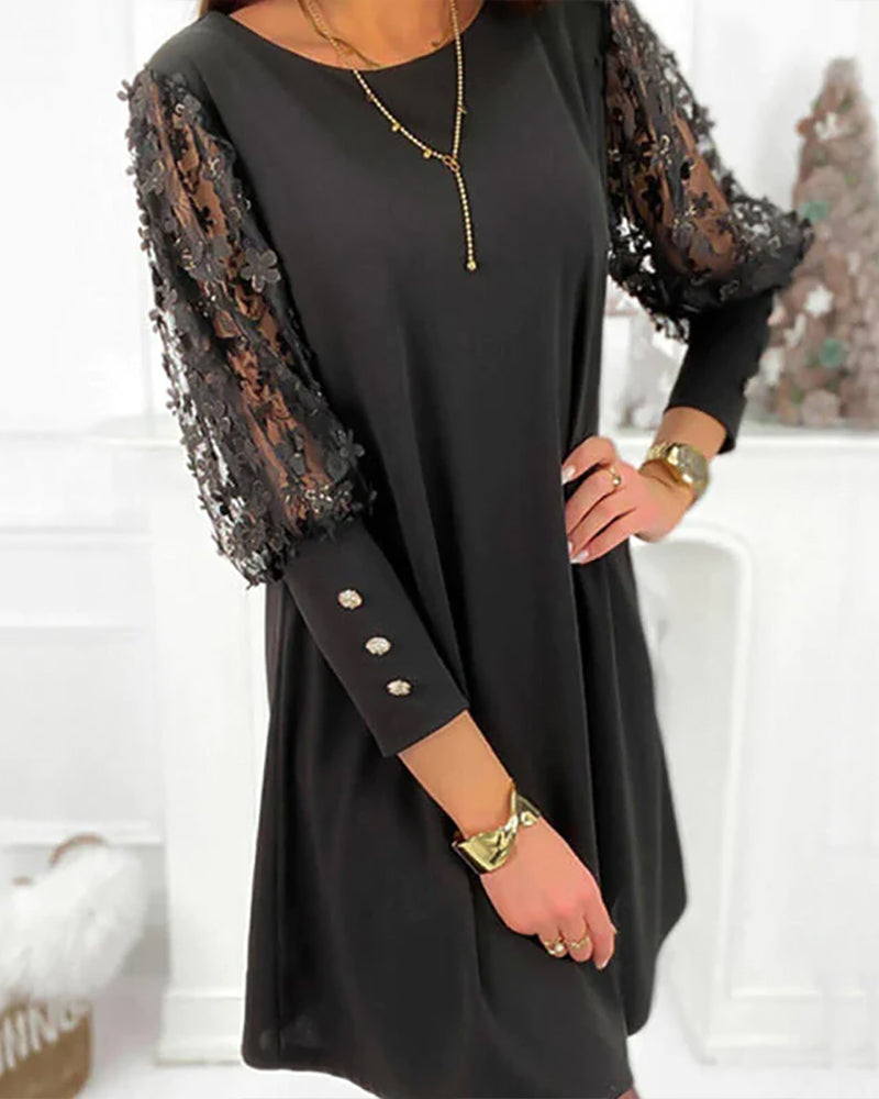 Doris- Elegant Women's Dress with Lace Sleeves and Modern Design