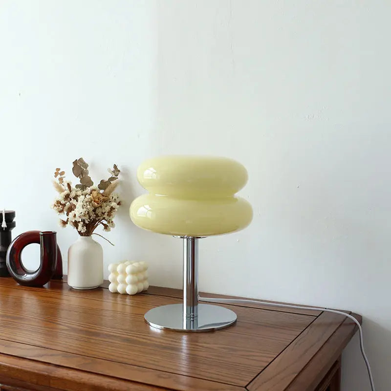 Vialume - Italian Bauhaus Table Lamp with Vintage Charm Design