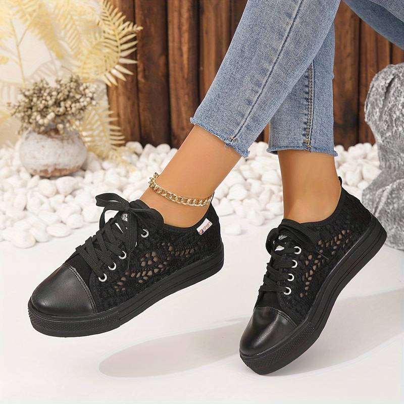 Ivy - Chic and Airy Lace Sneakers with Breathable Design