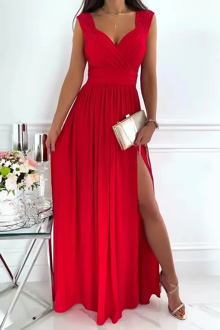 Elsin - Elegant Sleeveless Lace Dress with Hem and Back Opening