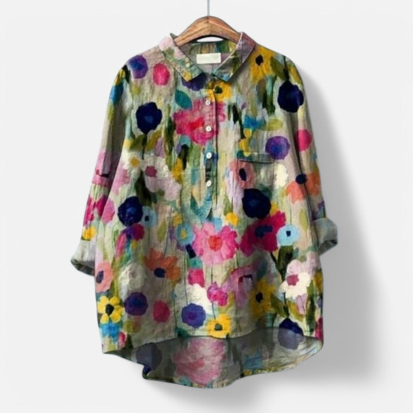 Kiara - Stylish Loose Fit Floral Blouse for Effortless Elegance