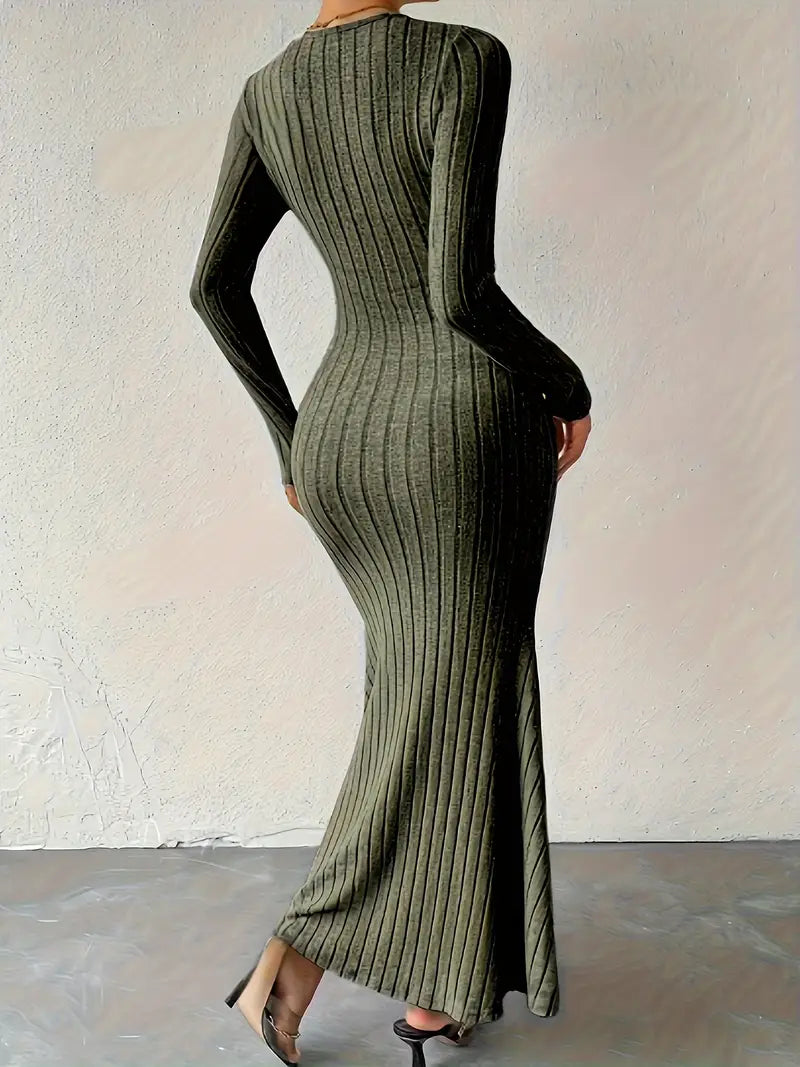 Ottilie - Chic Sexy Knitted Maxi Dress with Twisted Front and Deep V-neck