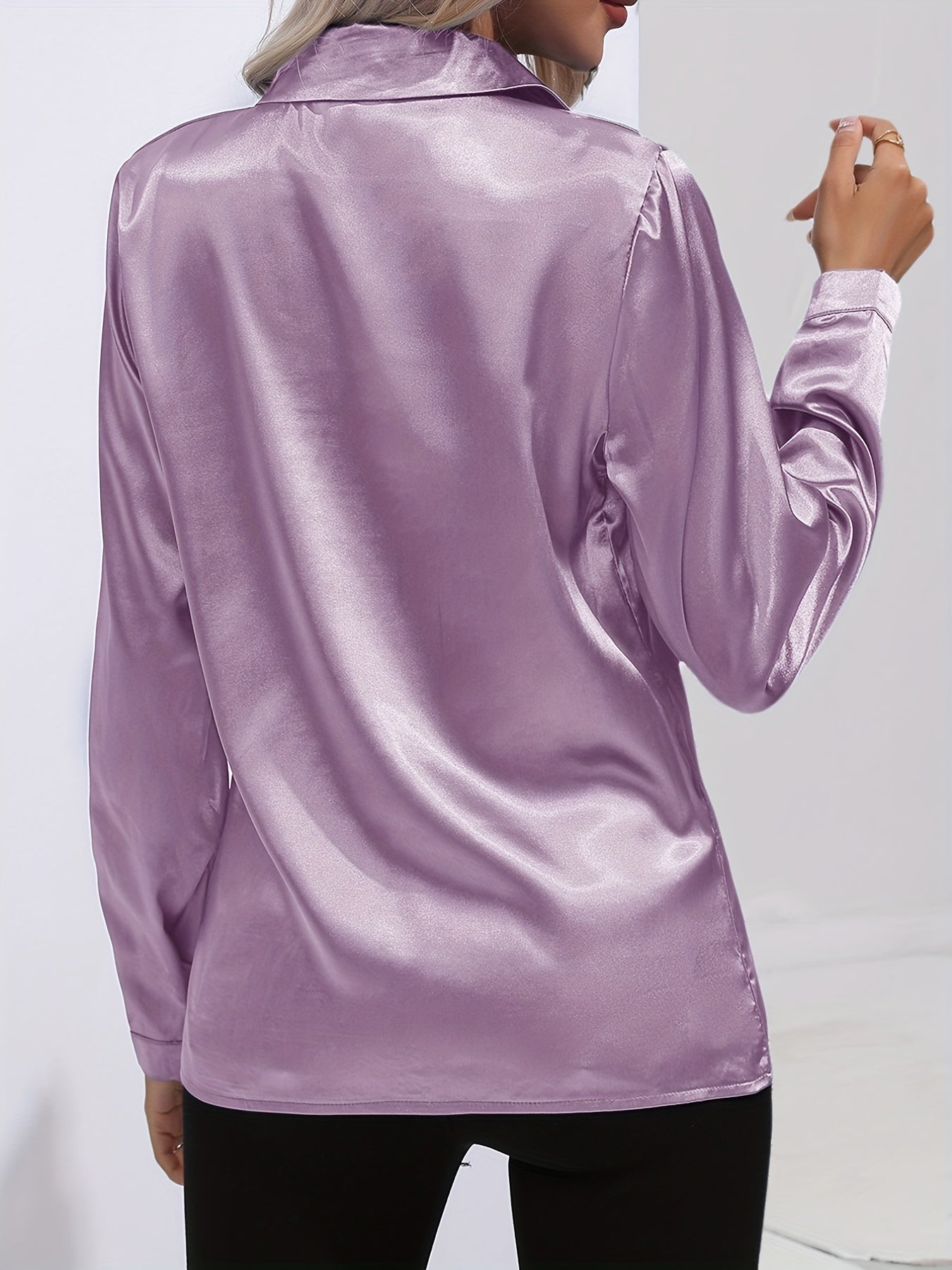 Dora - Elegant Women's Blouse in Luxurious Satin Finish