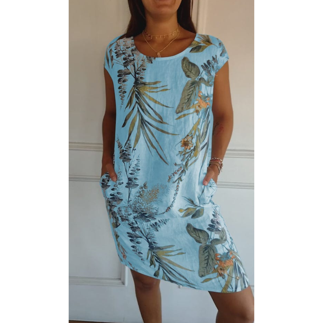 Venetia - Comfortable Round-Neck Dress with Tropical Floral Print