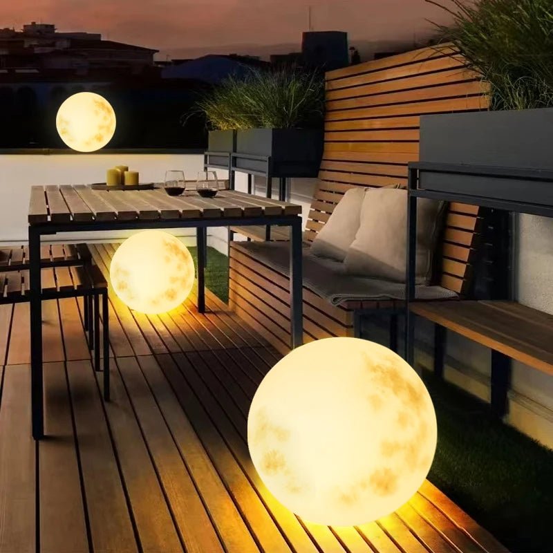 Luxora - Moon Lamp Garden Light in Moon Shape Outdoor Decor