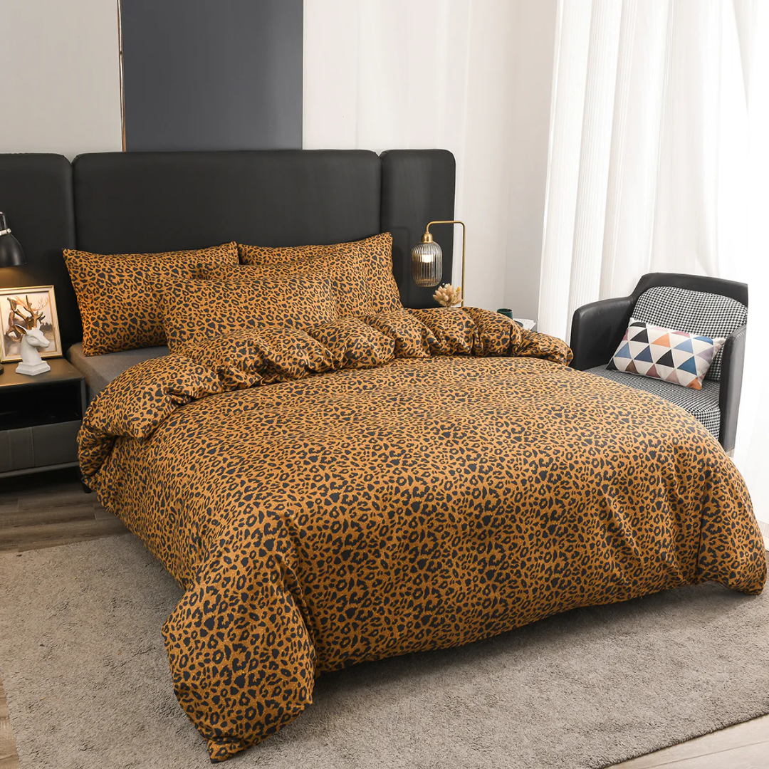 Ornesta - Tova Luxury Duvet Cover Set for Modern Bedrooms Breathable