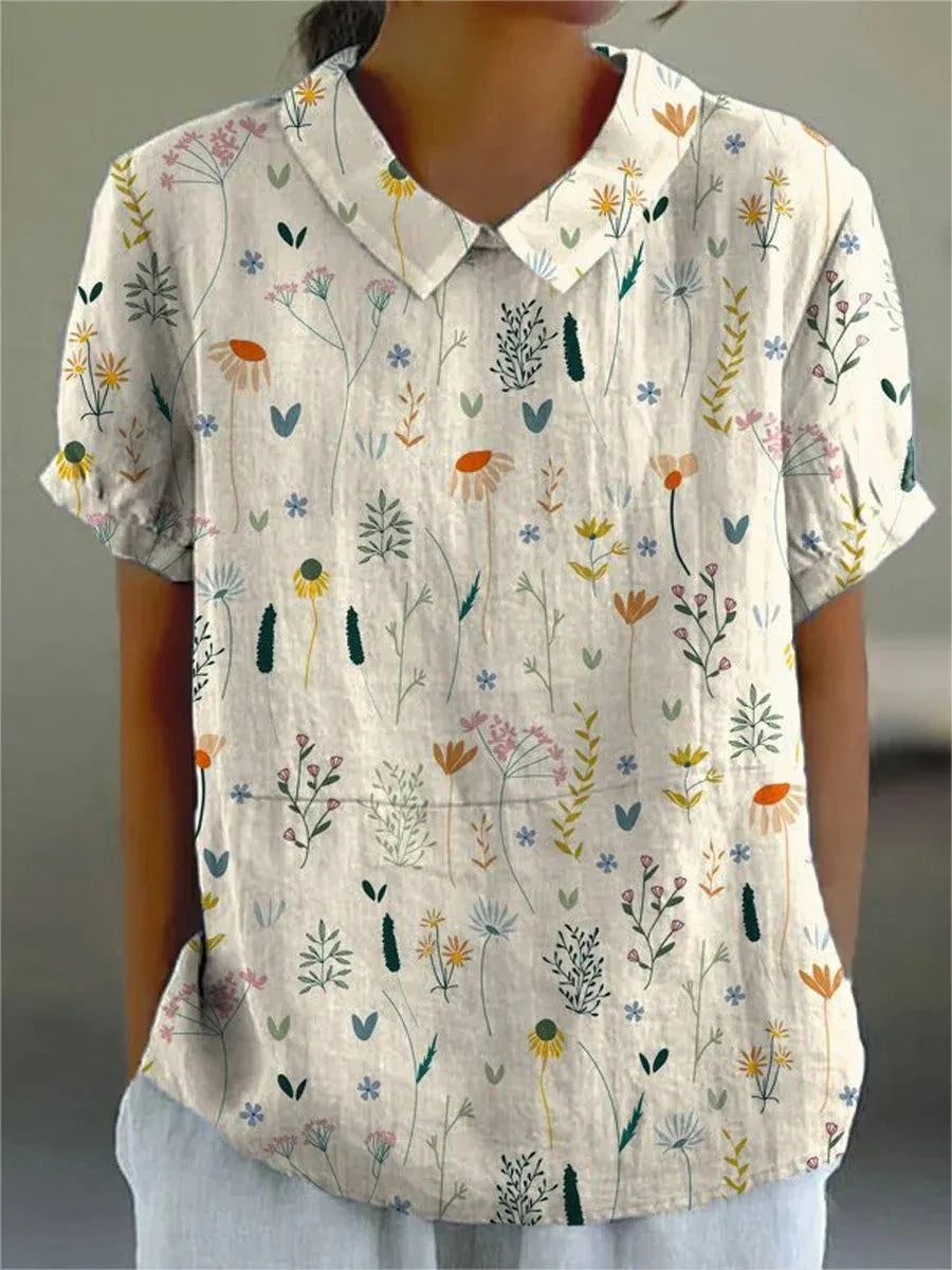 Giselle - Charming Women's Wildflower Blouse with Short Sleeves
