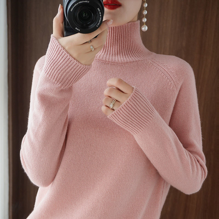 Justine - Elegant Women's Turtleneck Sweater for All Occasions