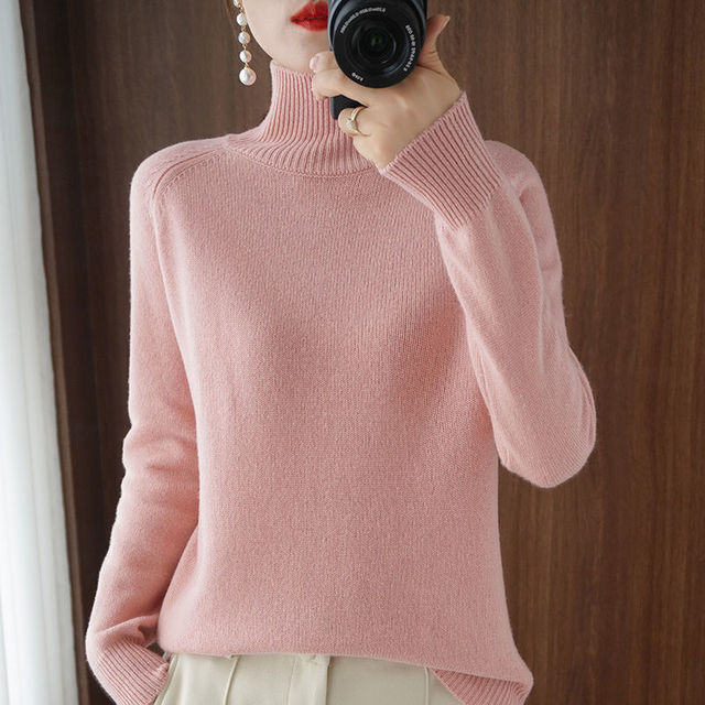 Justine - Elegant Women's Turtleneck Sweater for All Occasions