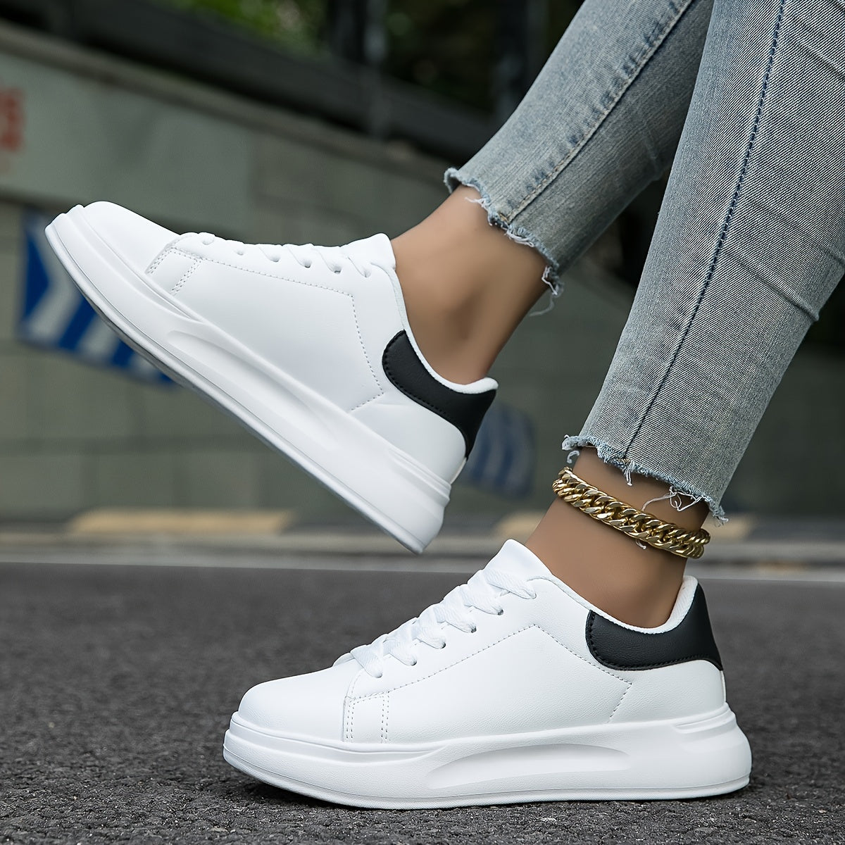Melrose - Lightweight and Comfortable Women's Orthopedic Sneakers in White
