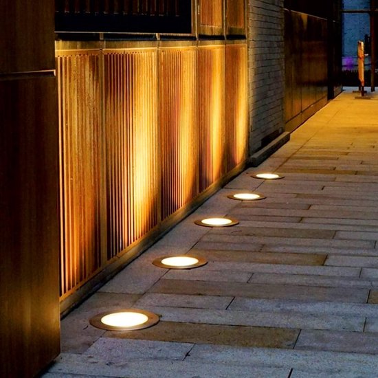 Bathora - Wireless LED Solar Garden Lights Deluxe For Ambience