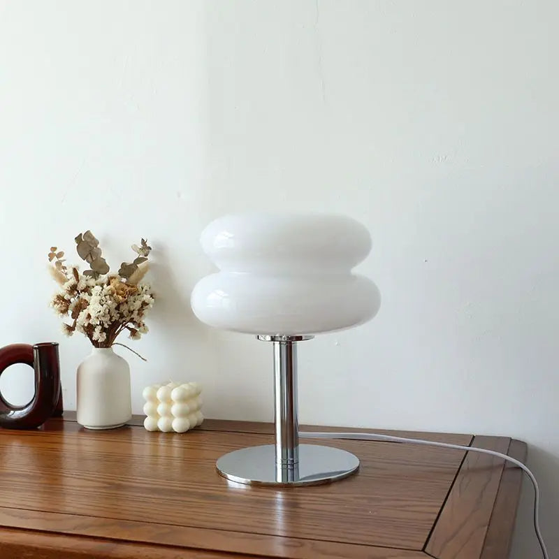 Vialume - Italian Bauhaus Table Lamp with Vintage Charm Design