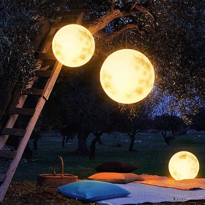 Luxora - Moon Lamp Garden Light in Moon Shape Outdoor Decor