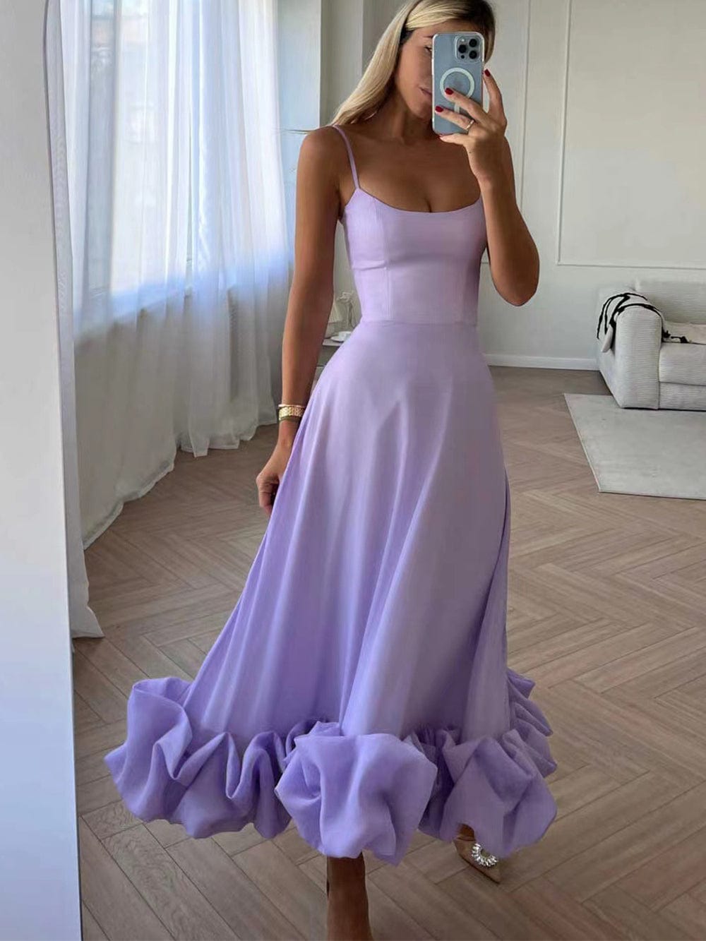 Rylie - Elegant Midi Dress with Floral Embellishments for Parties