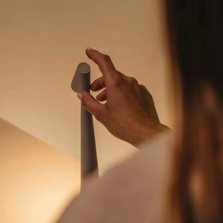 Luxscape - Minimalist Beam Lamp with Stylish Design and Flexibility