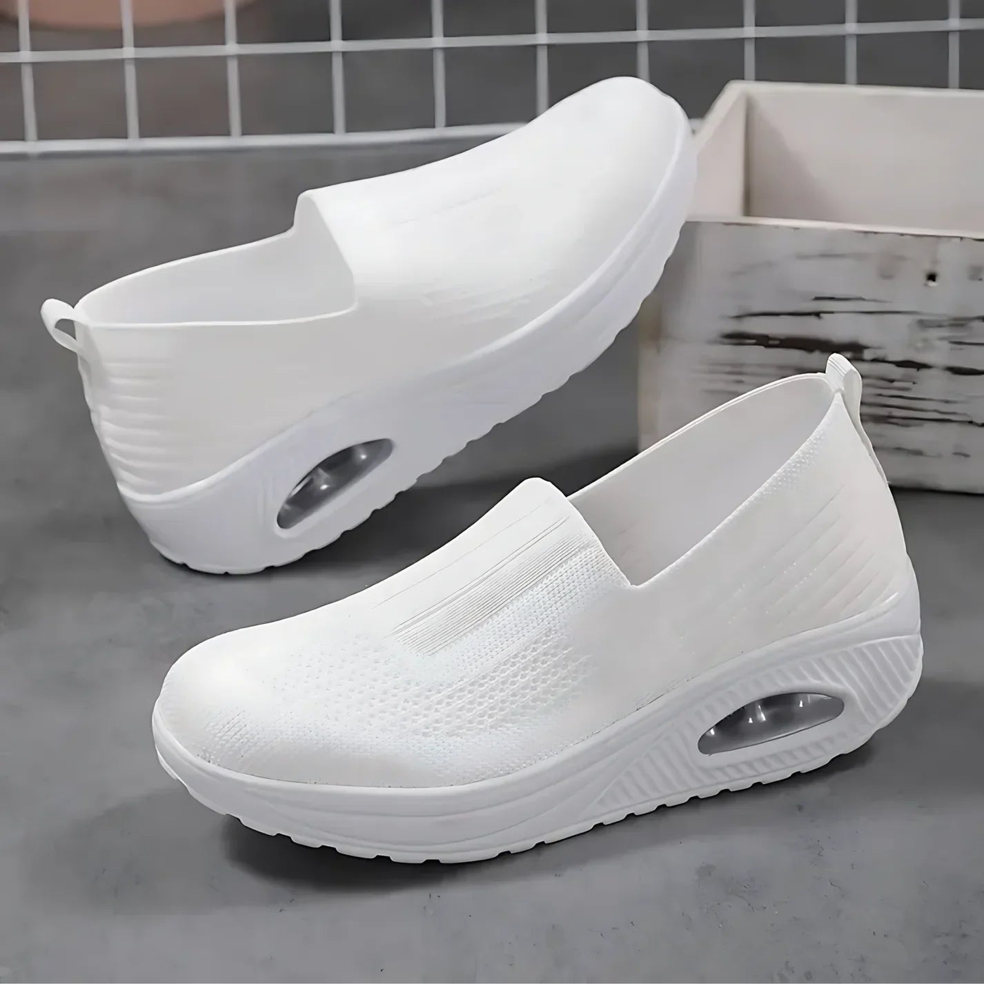 Anya - Innovative Orthopedic Sneakers for Pain Relief and Comfort