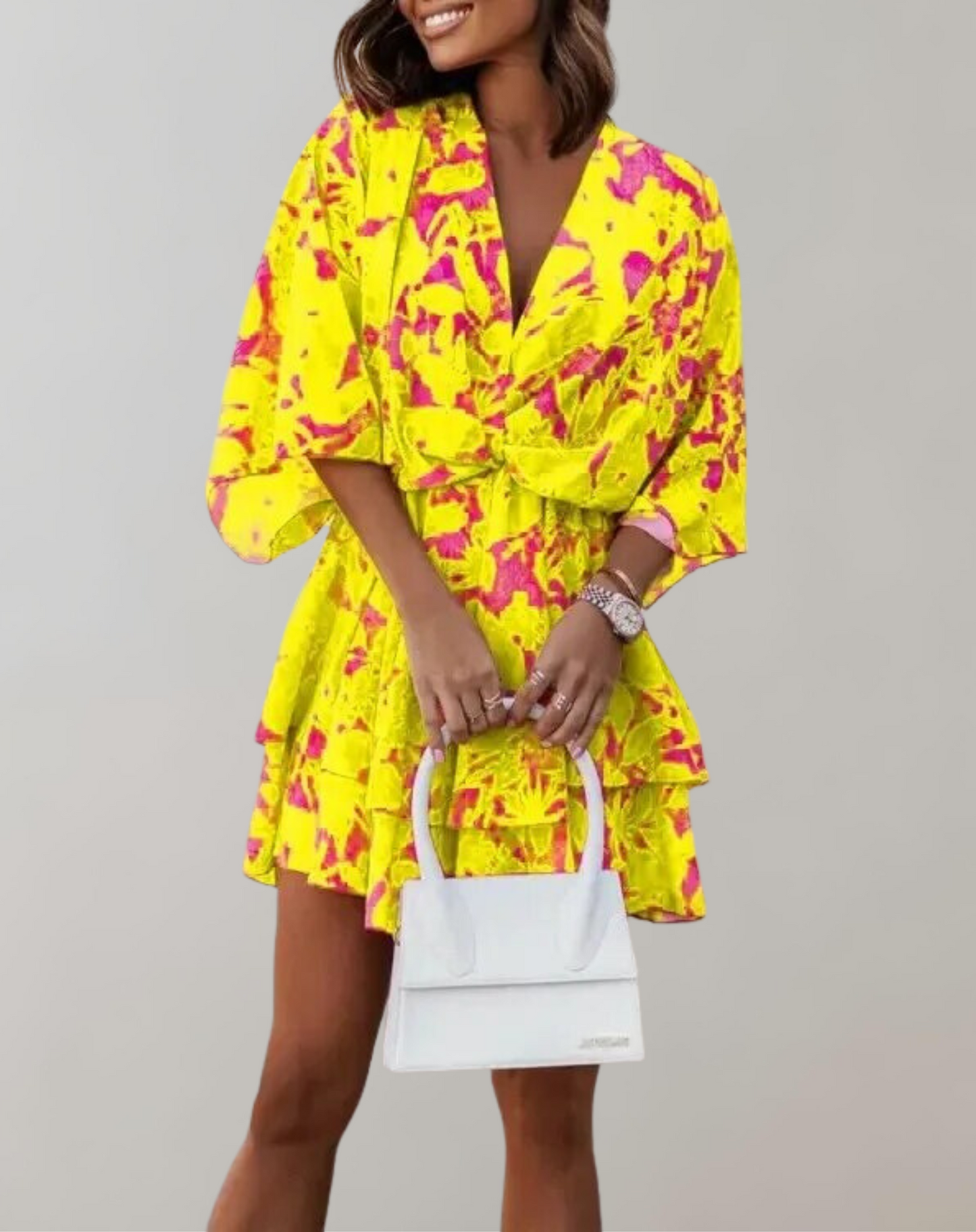 Valerie - Effortlessly Elegant Midi Dress with V-Neck and Batwing Design