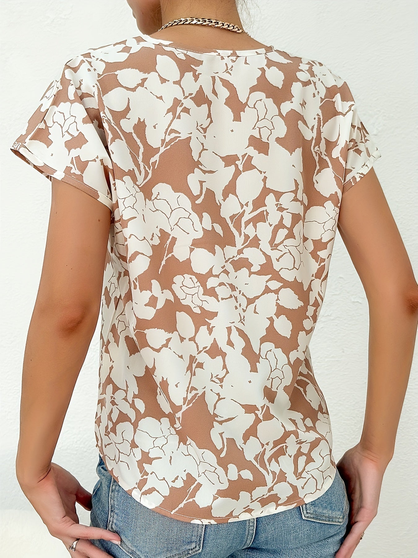 Madison - Charming Women's Blouse with Enchanting Floral Print