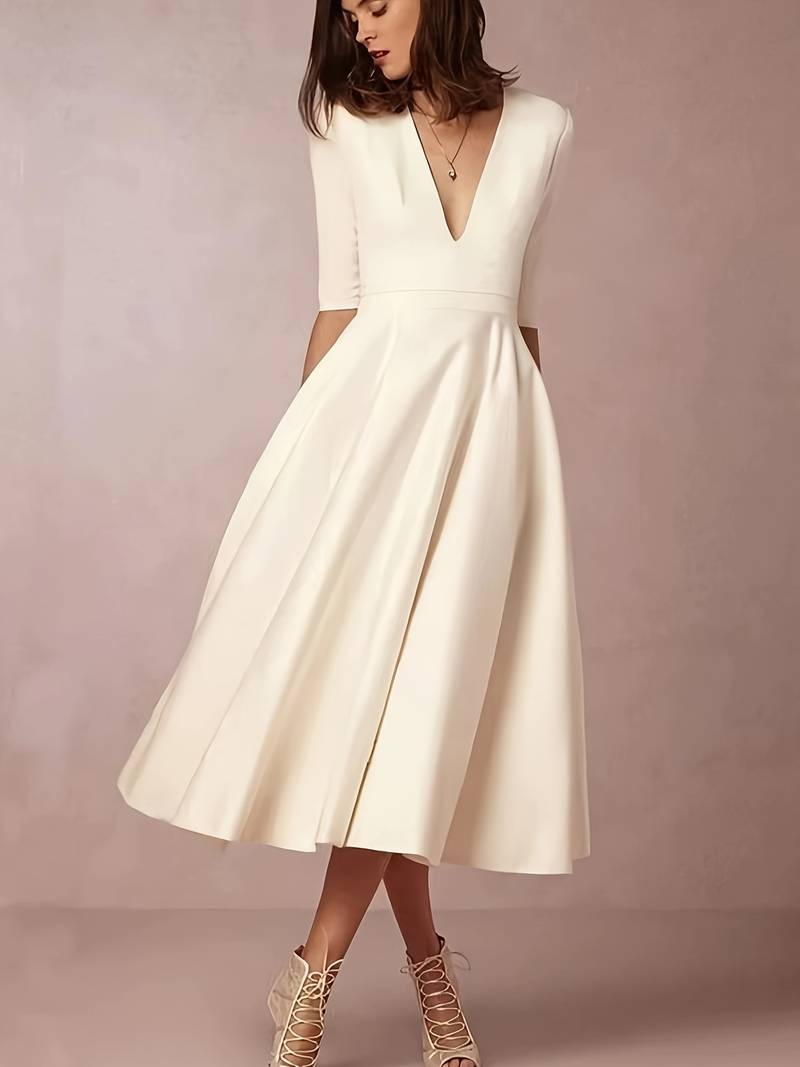 Jacinda - Elegant V-neck Dress with Flowy Skirt for Women