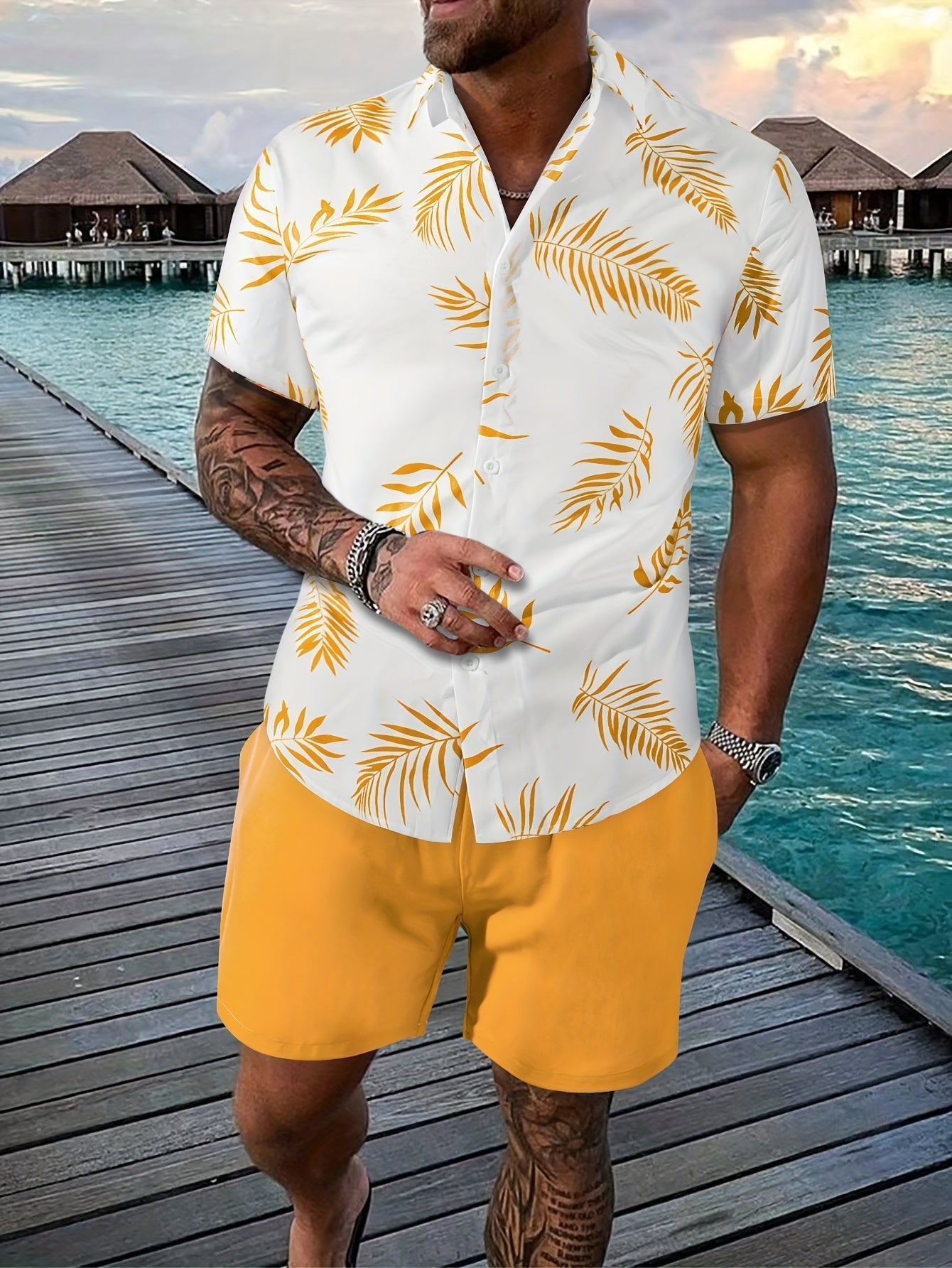 Justice - Stylish Men's Summer Set with Leaf Pattern and Comfortable Shorts