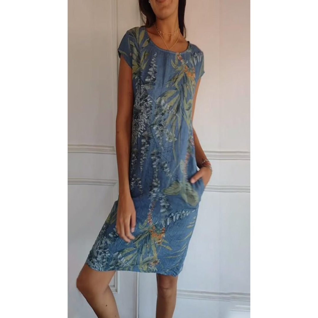 Venetia - Comfortable Round-Neck Dress with Tropical Floral Print