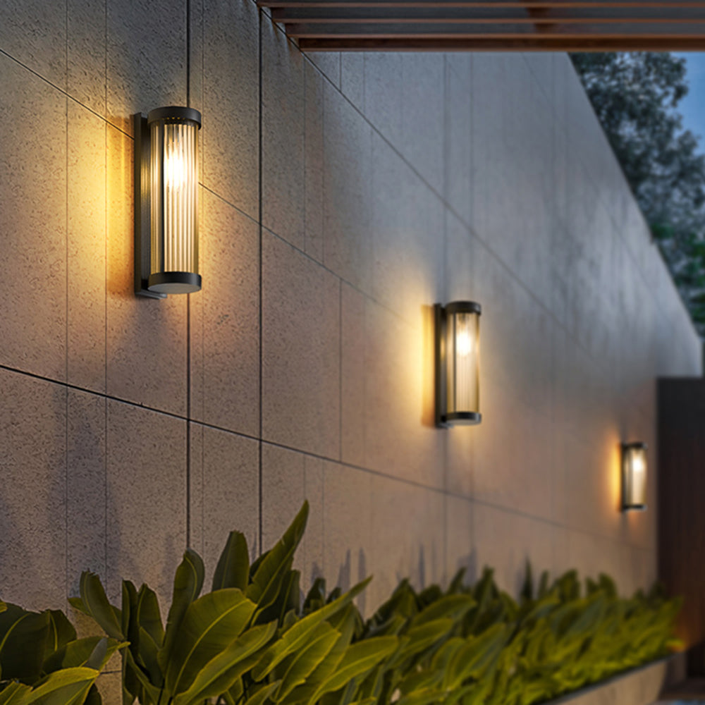 Solvaris – Outdoor Cylindrical Metal & Glass Wall Light