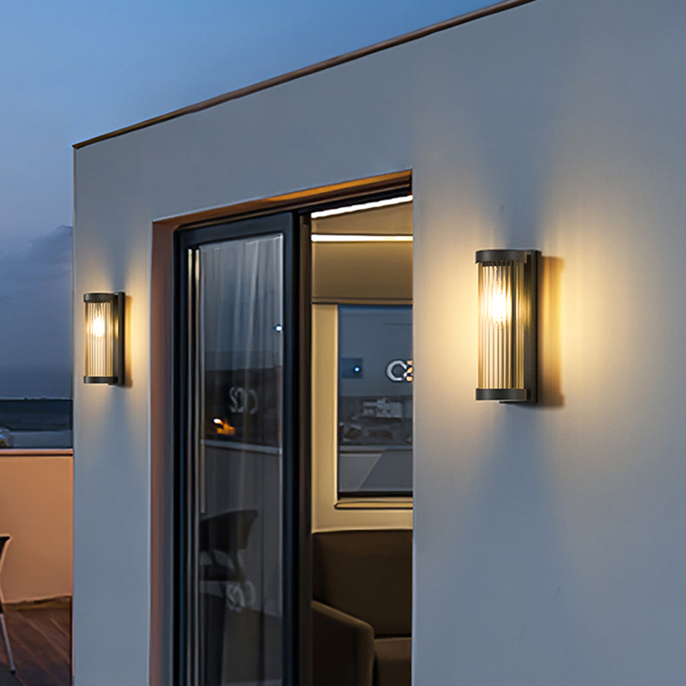 Solvaris – Outdoor Cylindrical Metal & Glass Wall Light