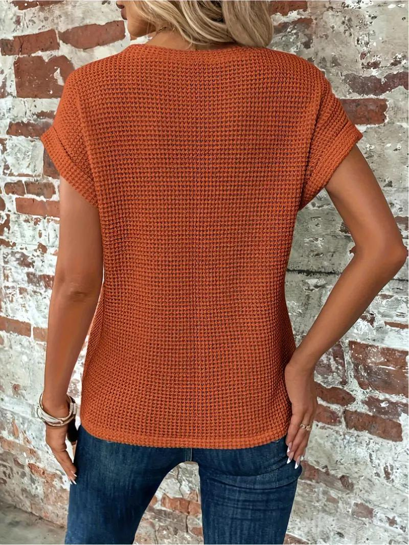 Courtney - Stylish Women's T-shirt Made from Luxurious Bamboo Fabric