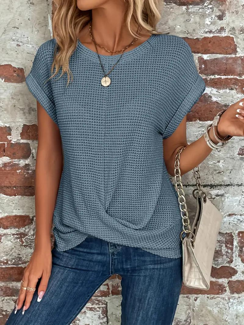 Courtney - Stylish Women's T-shirt Made from Luxurious Bamboo Fabric