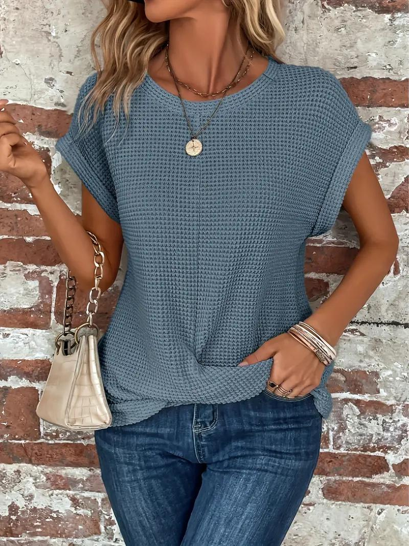 Courtney - Stylish Women's T-shirt Made from Luxurious Bamboo Fabric