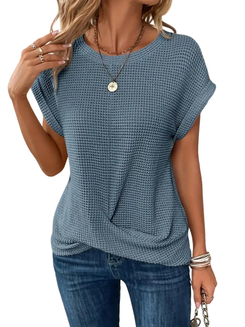 Courtney - Stylish Women's T-shirt Made from Luxurious Bamboo Fabric