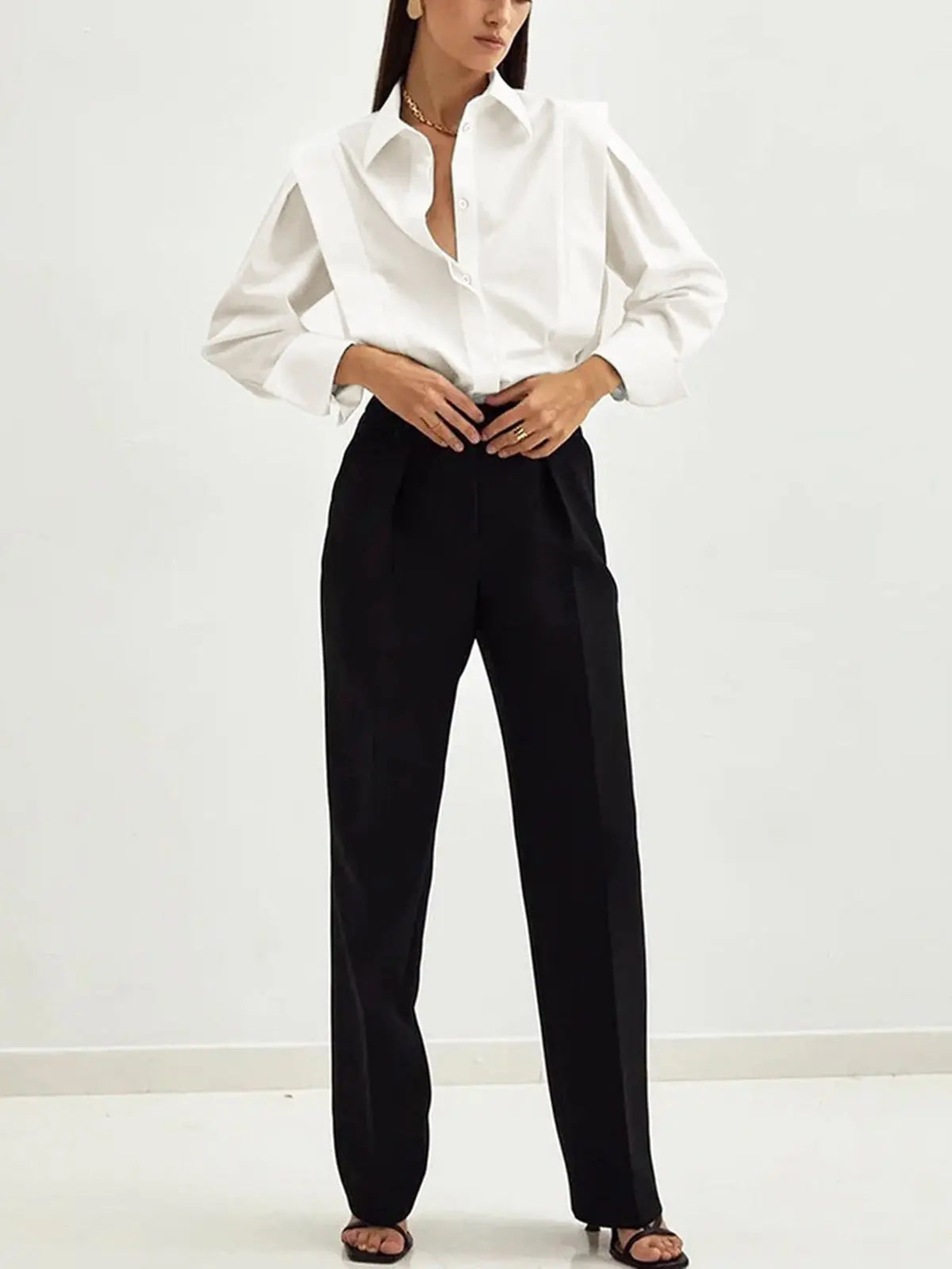 Franny - Chic and Elegant Women's Blouse with Stylish Details