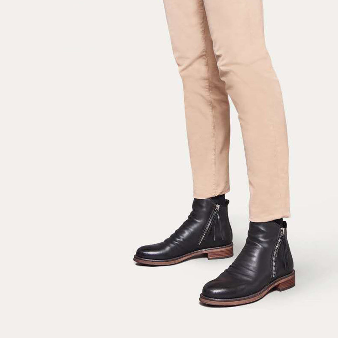 Adam - Hugo Stylish Zipper Boots for Men - All Season Elegance