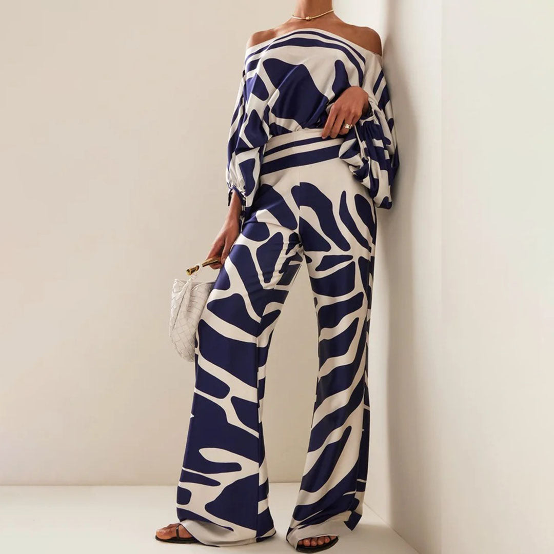 Camber - Elegant Women's Wide-Leg Pantsuit with 3D Effect Pattern