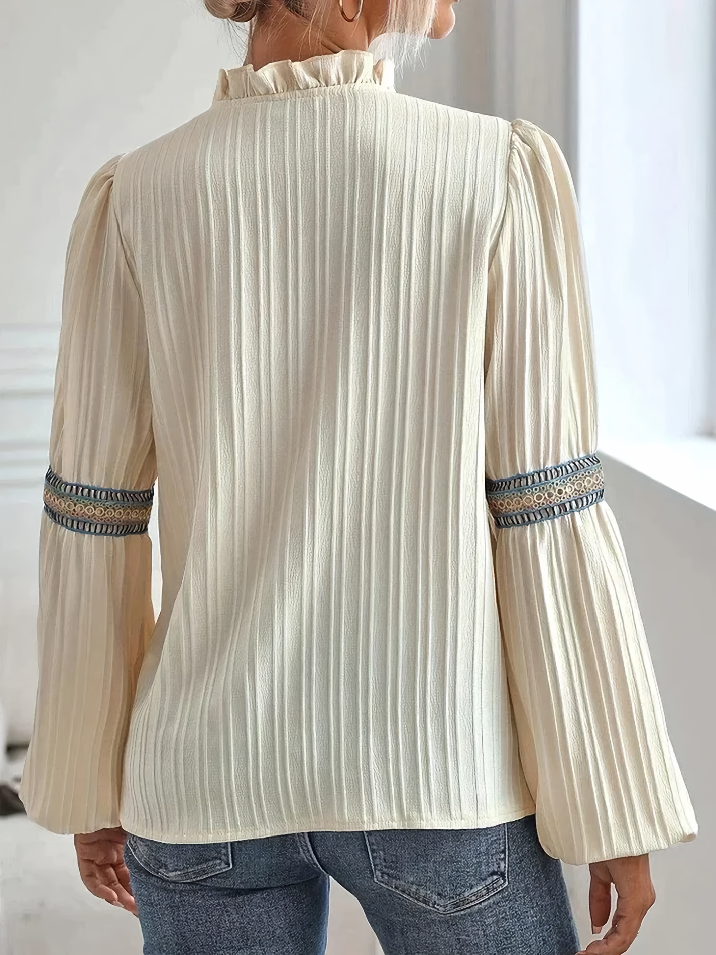 Evelina - Vintage Blouse with Ruffles and Bohemian Elegance