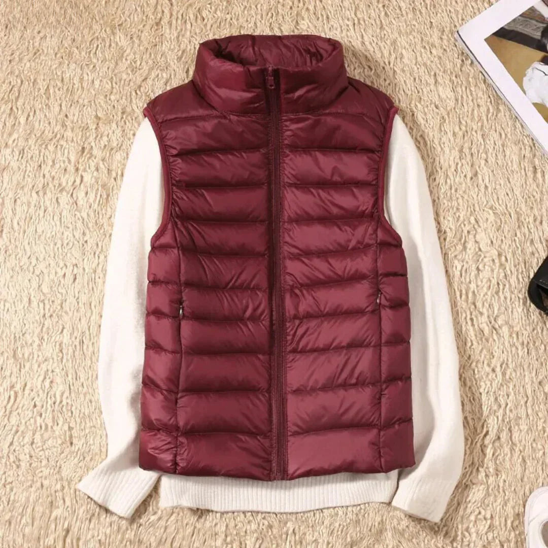 Demaris - Stylish Women's Lightweight Vest for All Seasons